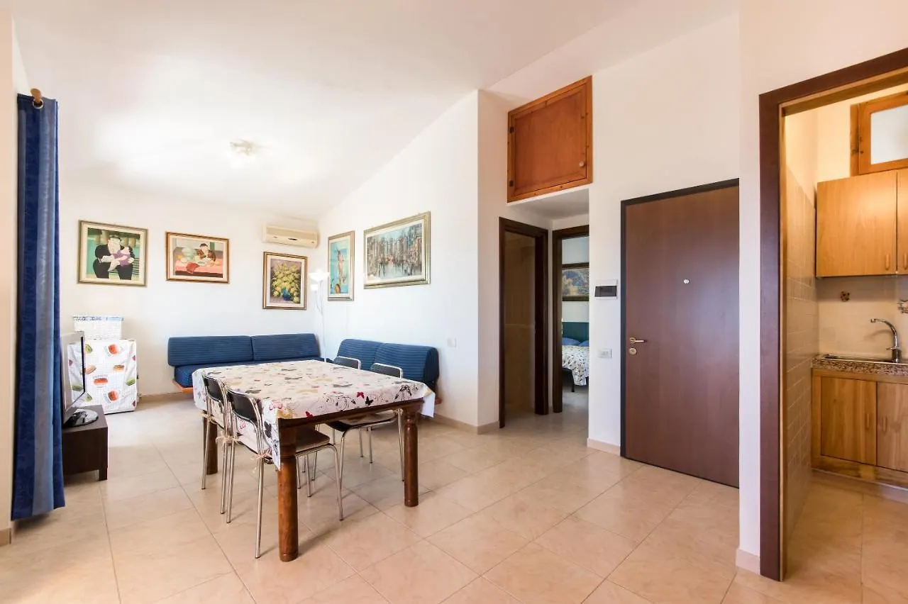 הוילה Quartu SantʼElena La Terrazza Di S'Oru 'E Mari בית נופש